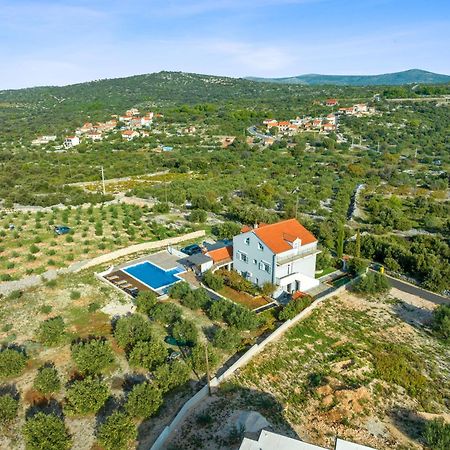 Villa Family House Sonja Sevid Exterior foto
