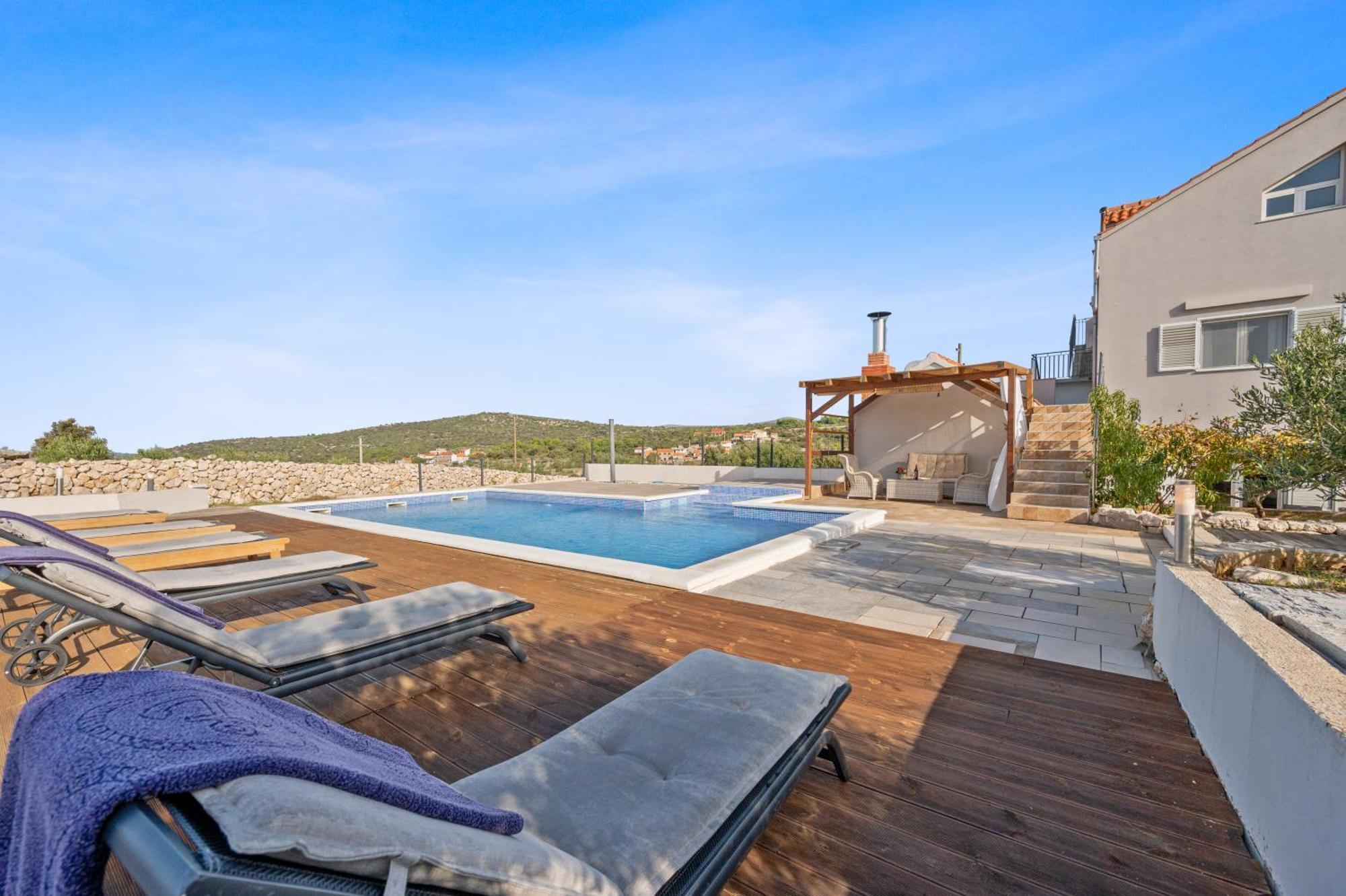 Villa Family House Sonja Sevid Exterior foto